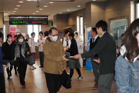 20150422列車通学生マナーアップ0098.JPG