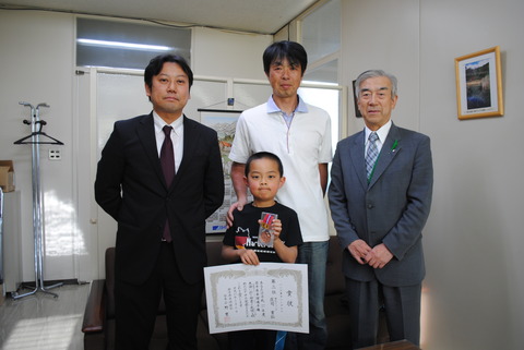 岩手県卓球選手権20150511表敬訪問.JPG