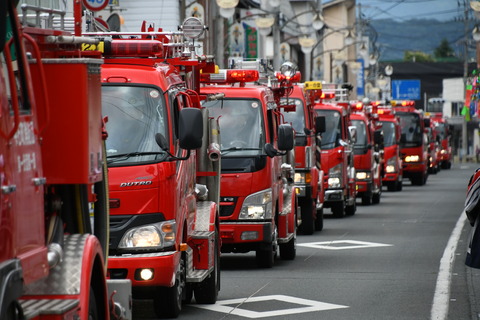 消防ポンプ車