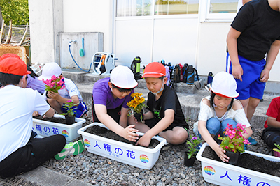 2021人権の花-1