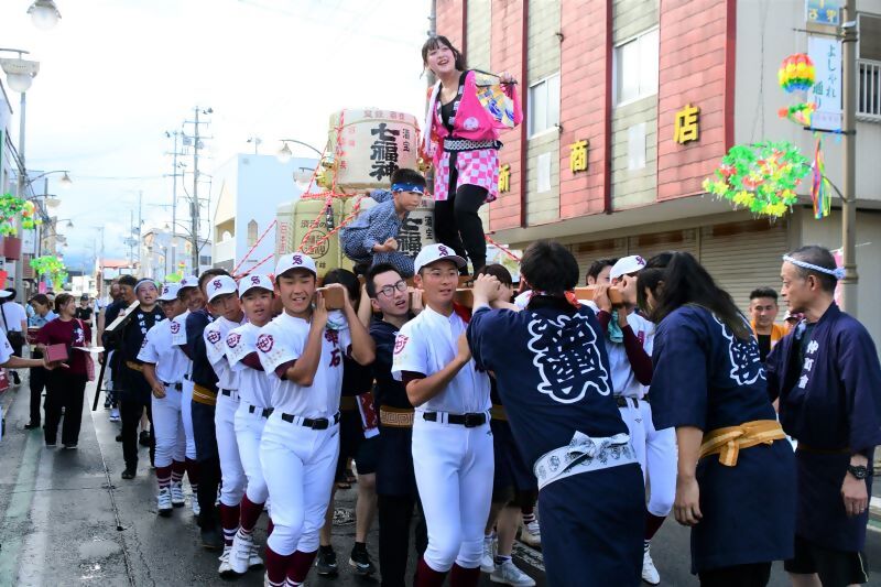 仲町一神輿会 仲町一神輿会