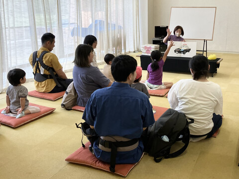 乳幼児対象「たんぽぽおはなし会」ボランティア 乳幼児対象「たんぽぽおはなし会」ボランティア