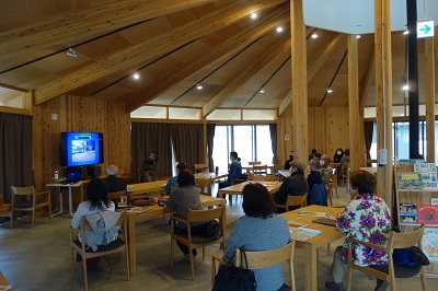ijucafe03141.jpg